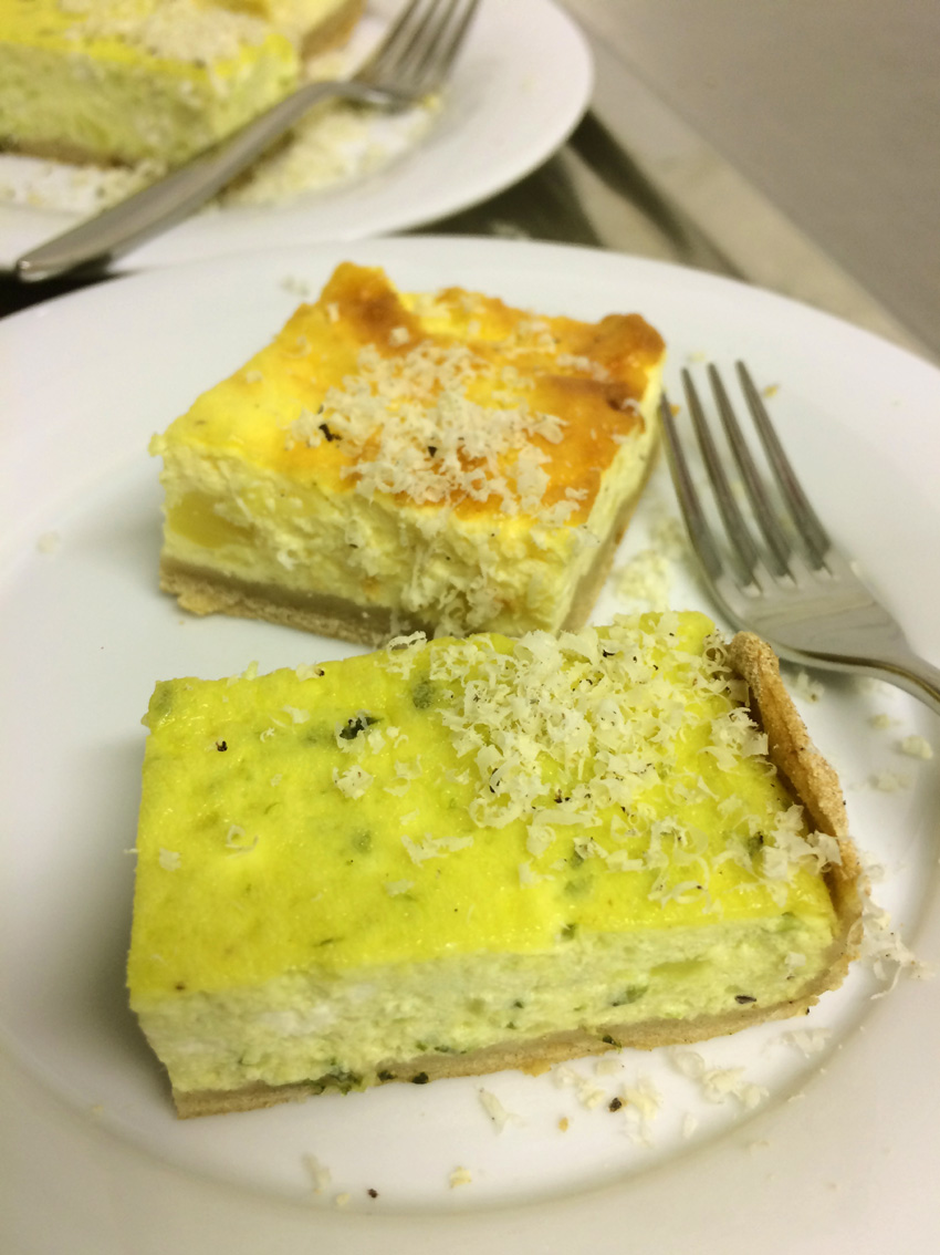 Schwäbischer Salzkuchen „natur“ oder mit frischen Frühlingskräutern ...